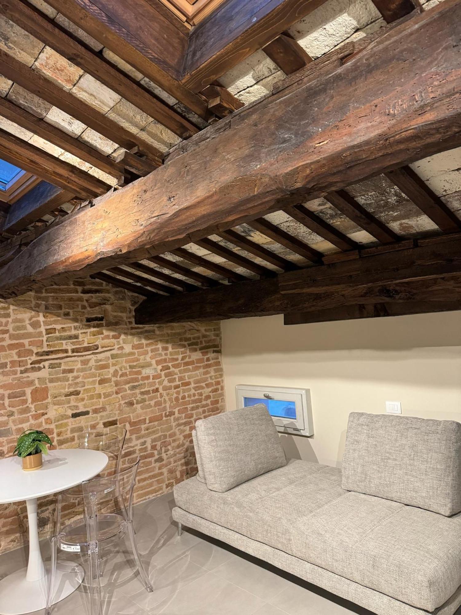 Noua Luxury Studio Apartments Ravenna Rum bild
